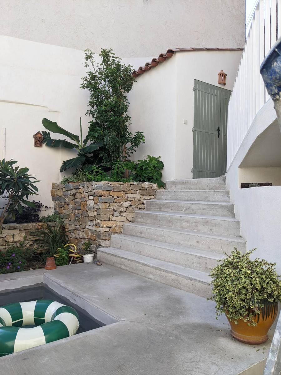 Aménagement d'un jardin et rénovation d'un cabanon à Marseille