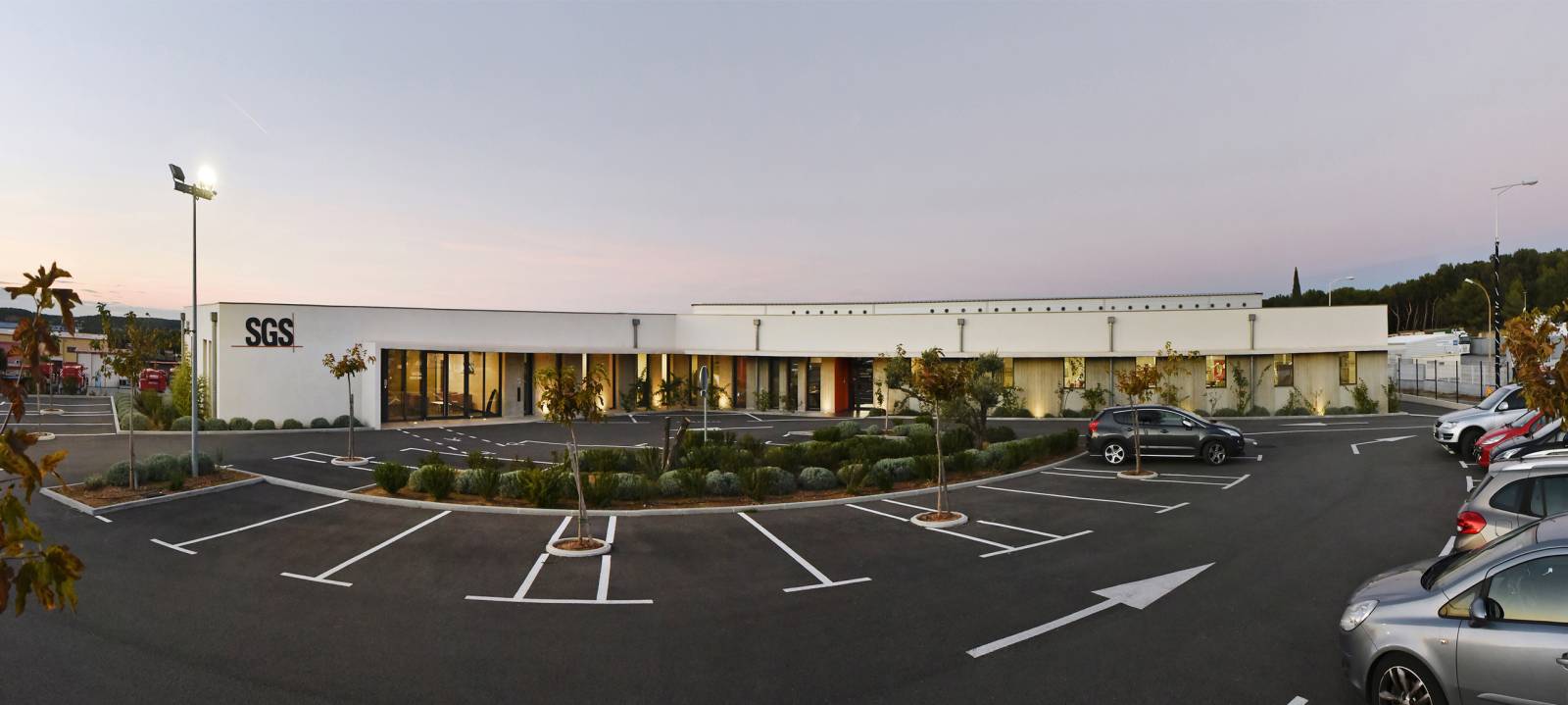 CONSTRUCTION D'UN BÂTIMENT DE BUREAUX ET DE LABORATOIRES À PORT-DE-BOUC