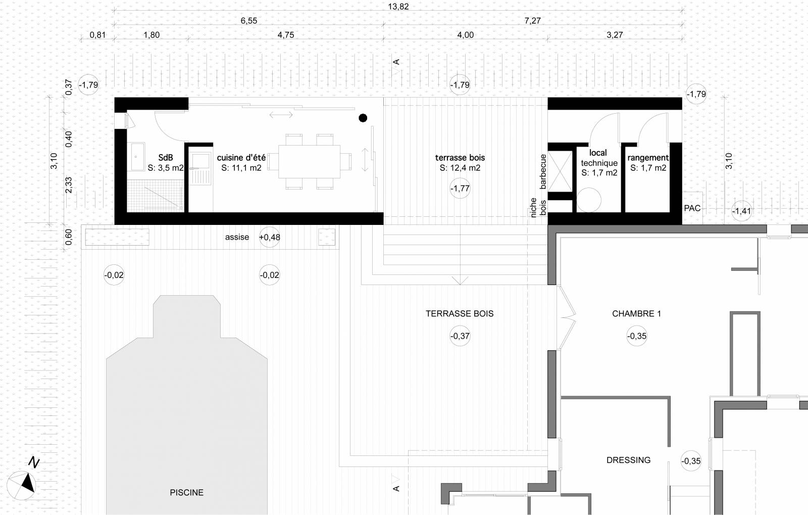Construction d'un Pool house avec cuisine d'été et aménagement de terrasses