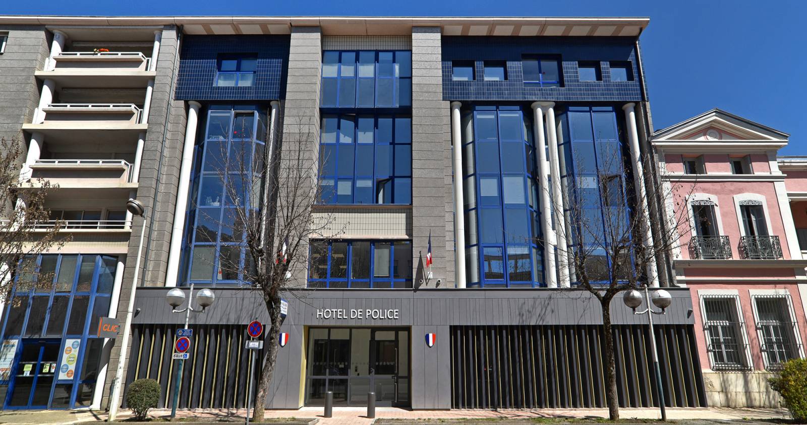 Réhabilitation d'un bâtiment de bureaux en Hôtel de Police