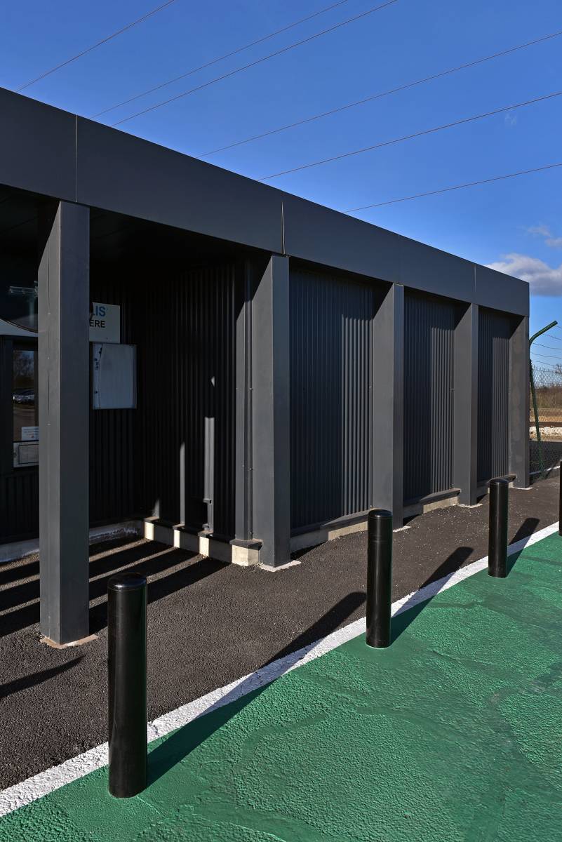 CONSTRUCTION D'UN BÂTIMENT DE STOCKAGE A FOS-SUR-MER