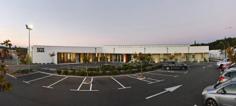 CONSTRUCTION D'UN BÂTIMENT DE BUREAUX ET DE LABORATOIRES À PORT-DE-BOUC