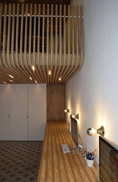 RECONVERSION ET AMÉNAGEMENT D'UN LOCAL COMMERCIAL EN BUREAU À MARSEILLE