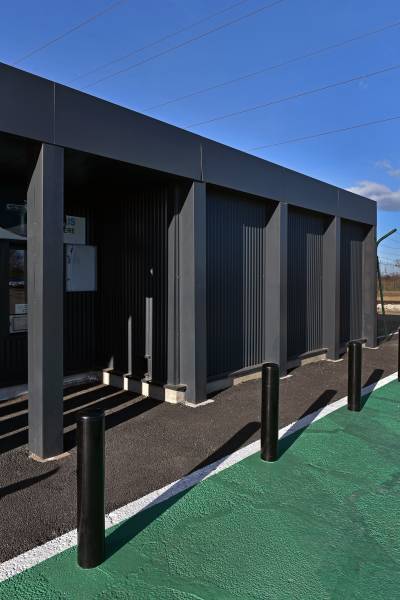 CONSTRUCTION D'UN BÂTIMENT DE STOCKAGE A FOS-SUR-MER