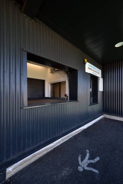 CONSTRUCTION D'UN BÂTIMENT DE STOCKAGE A FOS-SUR-MER