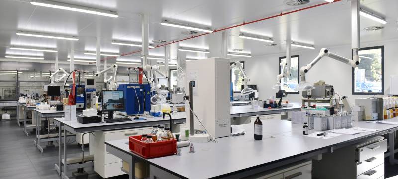 CONSTRUCTION D'UN BÂTIMENT DE BUREAUX ET DE LABORATOIRES À PORT-DE-BOUC